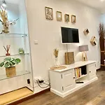 Le Rue Longue Апартаменты