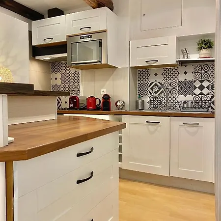 Le Rue Longue * 芒通