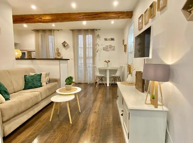 Apartment Le Rue Longue