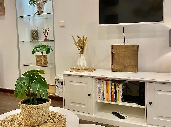 Le Rue Longue Apartment *