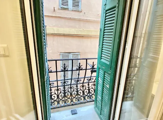 Apartment Le Rue Longue